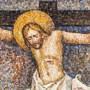 Dotzena estació: Jesús a la creu, la mare i el disciple
